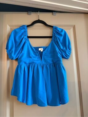 entro Vibrant Blue Puff-Sleeve Peplum Top